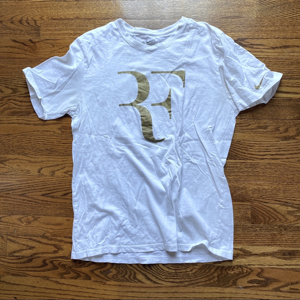 Nike Roger Federer Tennis T-Shirt.
